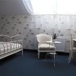 Hotell Moon Garden Old Town Vilnius