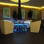 Moon Garden Old Town 4*