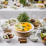 Moon Garden Old Town Hotell Vilnius