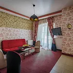 Moon Garden Old Town 4*