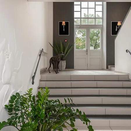 Moon Garden Old Town 4* Vilnius