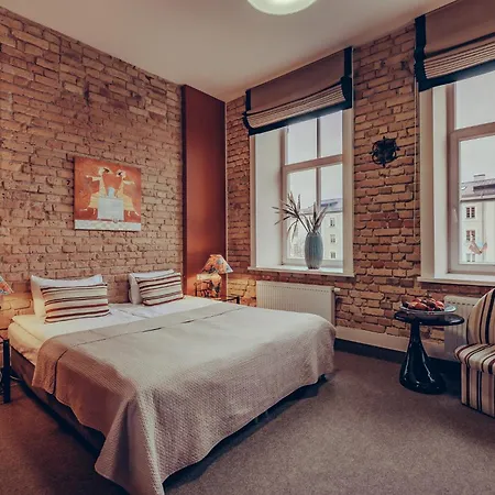 Moon Garden Old Town Hotel VNO