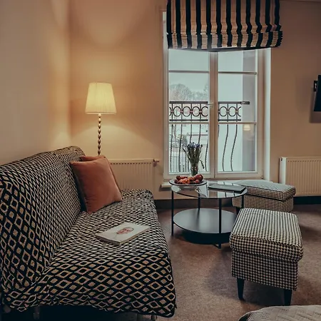 Moon Garden Old Town Szálloda