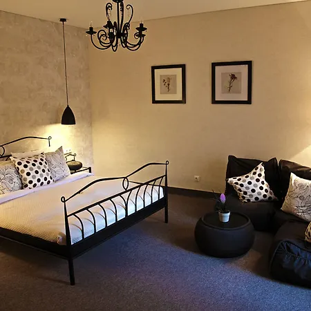 Moon Garden Old Town