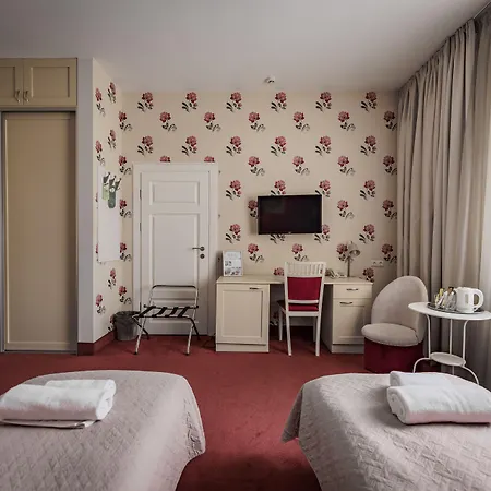 Moon Garden Old Town מלון 4*
