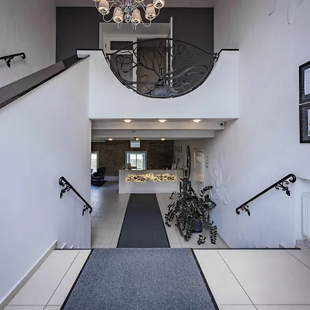 Moon Garden Old Town 4* וילנה