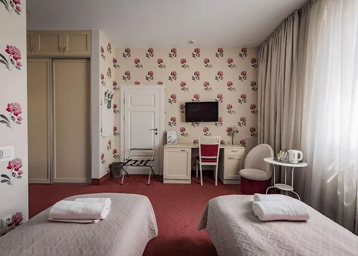 Moon Garden Old Town מלון 4*