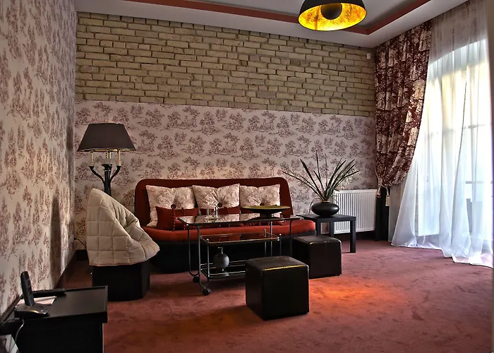 Moon Garden Old Town Viešbutis 4*