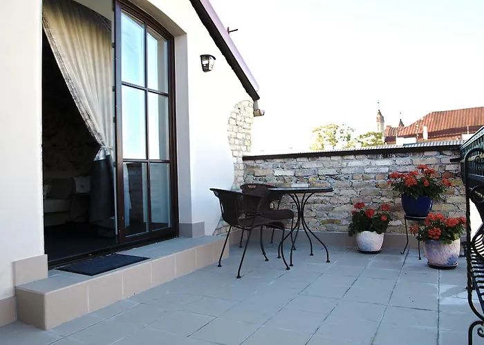 Moon Garden Old Town