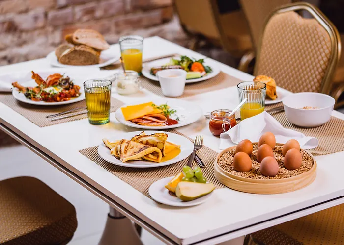 Moon Garden Old Town Viešbutis