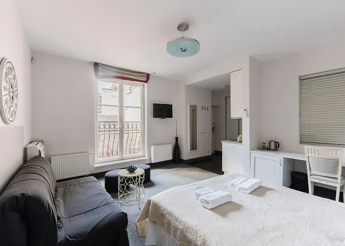 Hotell Moon Garden Old Town 4*