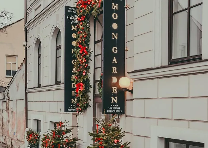Moon Garden Old Town Hotell Vilnius