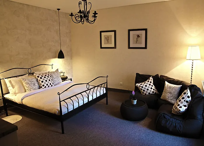 Moon Garden Old Town